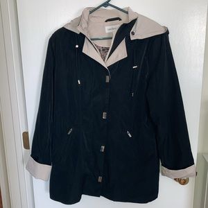 Breckenridge black and beige hooded Coat. Size M